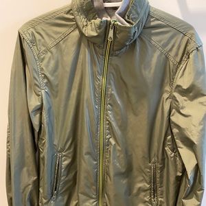 Men’s United colors of Benetton windbreaker